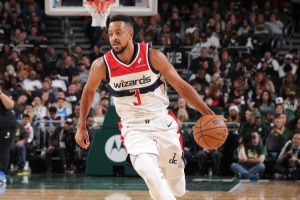 兢兢业业！麦科勒姆30分钟20投8中&三分11中4 砍下25+6+5