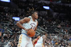 Shams：灰熊四人长期缺阵 用困难特例签下一名中锋