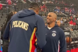 曾经的空接之城！小乔丹赛前与保罗握手 两人寒暄了好半天