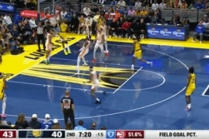 平地起惊雷！内史密斯持球突破 起飞滑翔单臂暴力劈扣