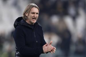 克雷莫内塞主帅：下半场我们的表现很出色，必须注意合理分配体能